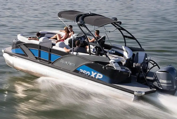 How to Drive a Pontoon Boat – The Pontoon Site