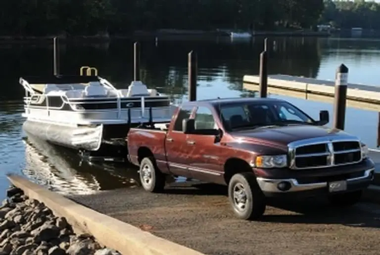 Launching a pontoon boat on ramp