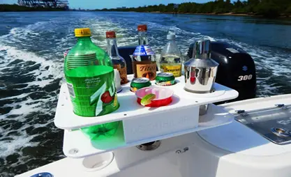 Docktail bar for pontoon boat